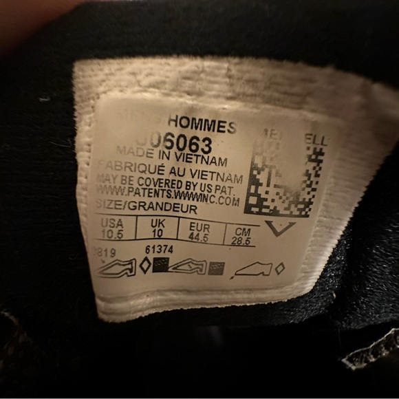 Merrell boots size 10.5 - Picture 4 of 5